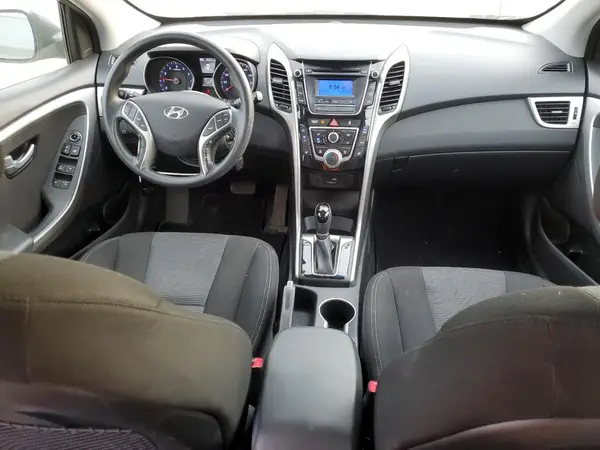 KMHD35LH6GU305735 2016 HYUNDAI ELANTRA - Image 8
