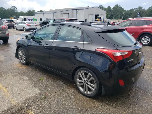 KMHD35LH6GU308568 2016 HYUNDAI ELANTRA - Image 2