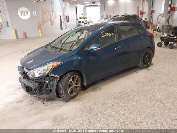 KMHD35LH6GU310840 2016 HYUNDAI ELANTRA - Image 2