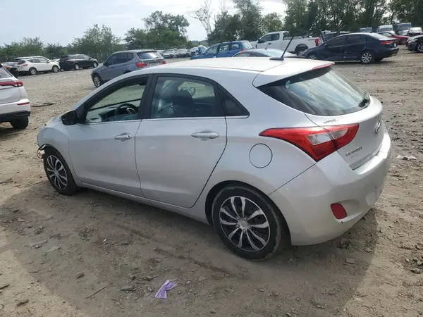 KMHD35LH6GU313978 2016 HYUNDAI ELANTRA - Image 2