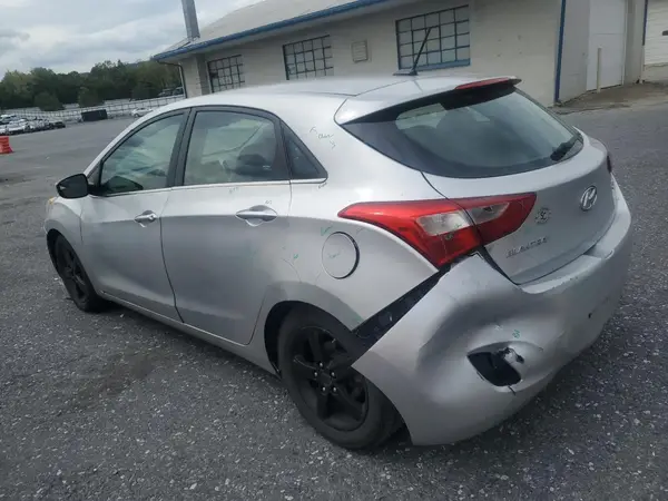 KMHD35LH6GU317500 2016 HYUNDAI ELANTRA - Image 2