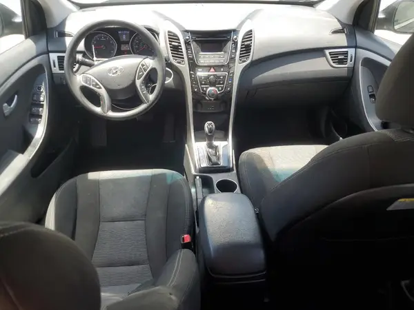 KMHD35LH6GU318811 2016 HYUNDAI ELANTRA - Image 8