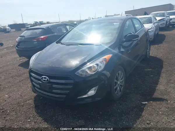 KMHD35LH6GU320025 2016 HYUNDAI ELANTRA - Image 2