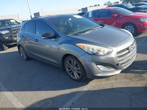 KMHD35LH6GU322194 2016 HYUNDAI ELANTRA - Image 1
