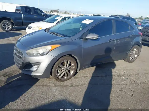 KMHD35LH6GU322194 2016 HYUNDAI ELANTRA - Image 2
