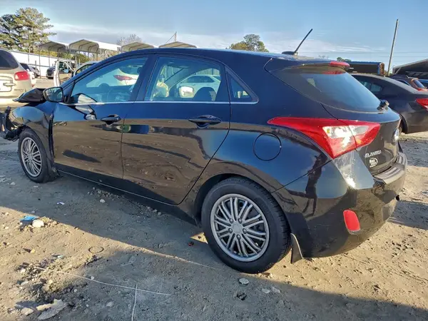 KMHD35LH6GU323670 2016 HYUNDAI ELANTRA - Image 2