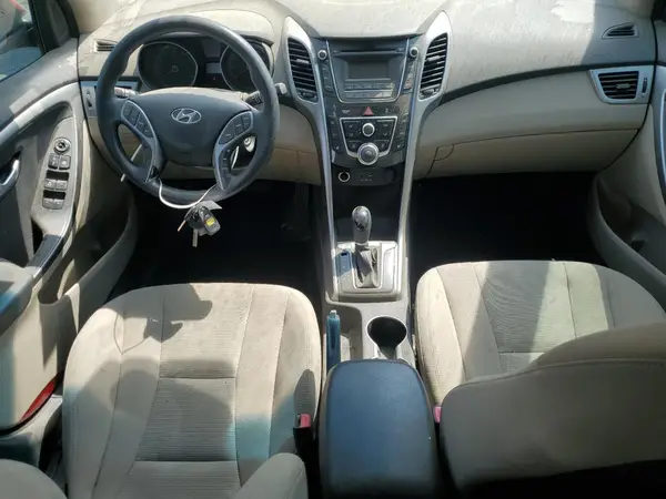 KMHD35LH6GU323734 2016 HYUNDAI ELANTRA - Image 8