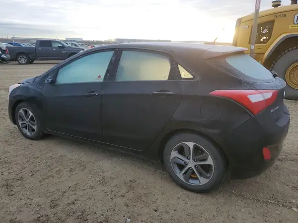 KMHD35LH6GU331476 2016 HYUNDAI ELANTRA - Image 2