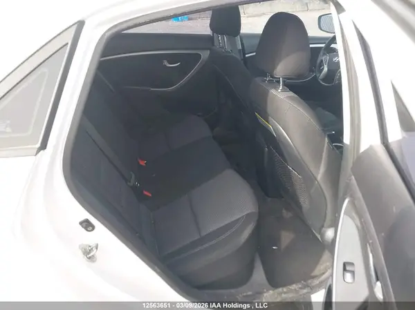 KMHD35LH6GU333311 2016 HYUNDAI ELANTRA - Image 8