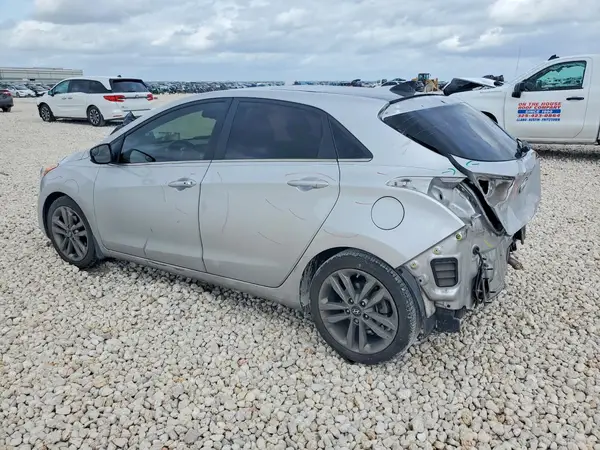 KMHD35LH6GU336242 2016 HYUNDAI ELANTRA - Image 2