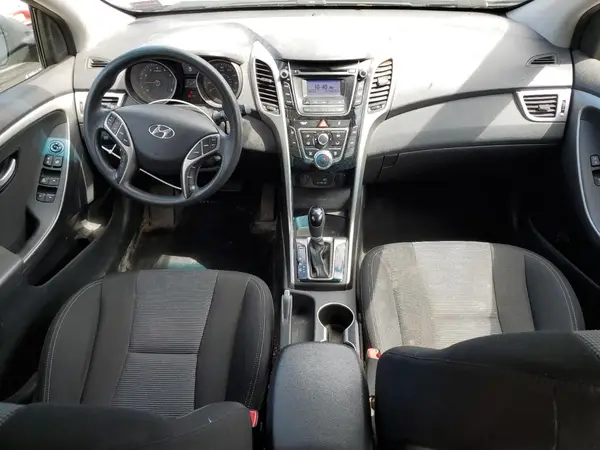 KMHD35LH6HU352670 2017 HYUNDAI ELANTRA - Image 8