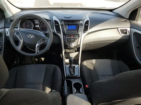 KMHD35LH6HU369825 2017 HYUNDAI ELANTRA - Image 8