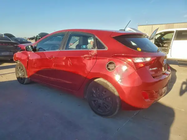 KMHD35LH6HU375186 2017 HYUNDAI ELANTRA - Image 2