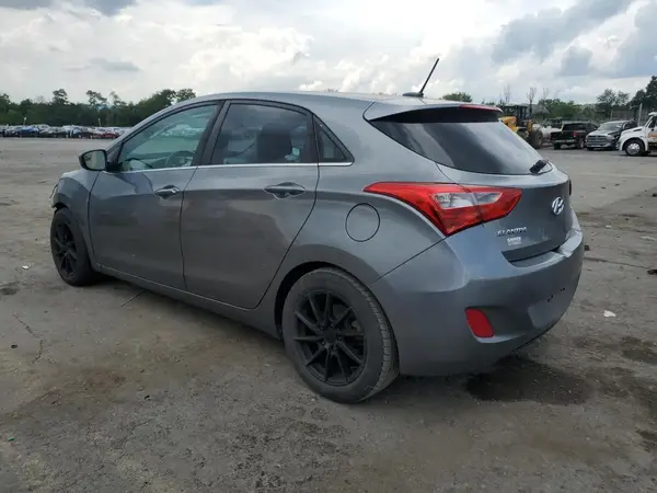 KMHD35LH6HU375978 2017 HYUNDAI ELANTRA - Image 2