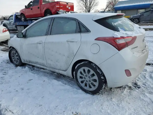 KMHD35LH6HU376564 2017 HYUNDAI ELANTRA - Image 2