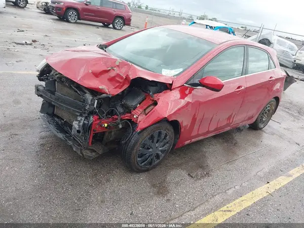 KMHD35LH6HU377231 2017 HYUNDAI ELANTRA - Image 2
