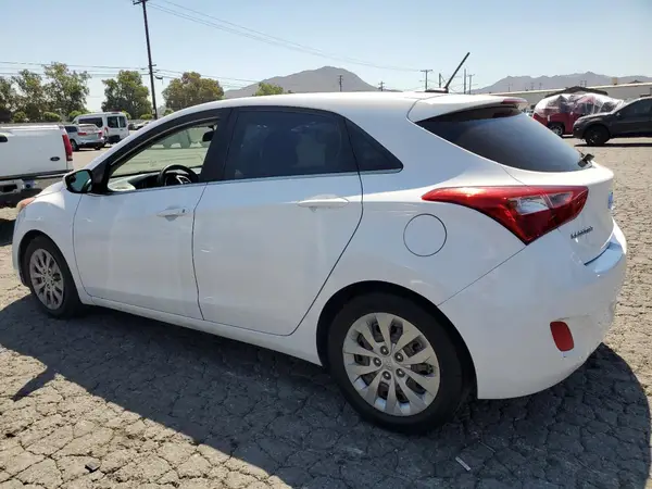 KMHD35LH6HU378900 2017 HYUNDAI ELANTRA - Image 2