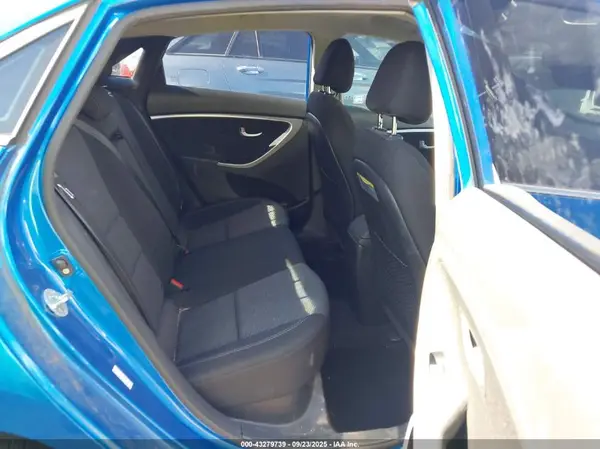 KMHD35LH6HU380209 2017 HYUNDAI ELANTRA - Image 8