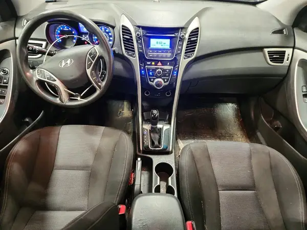 KMHD35LH6HU382574 2017 HYUNDAI ELANTRA - Image 8