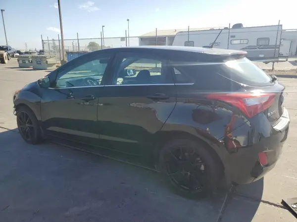 KMHD35LH6HU383322 2017 HYUNDAI ELANTRA - Image 2