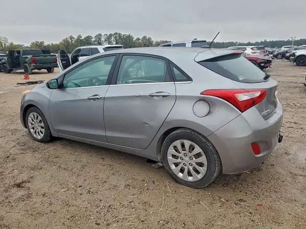 KMHD35LH7GU255914 2016 HYUNDAI ELANTRA - Image 2