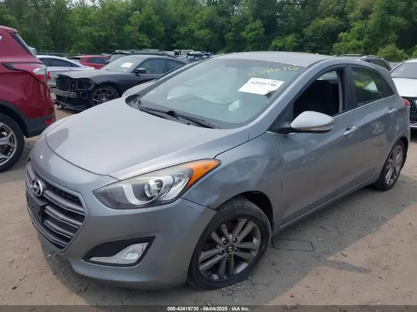 KMHD35LH7GU259770 2016 HYUNDAI ELANTRA - Image 2