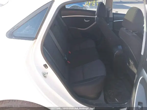 KMHD35LH7GU260336 2016 HYUNDAI ELANTRA - Image 8