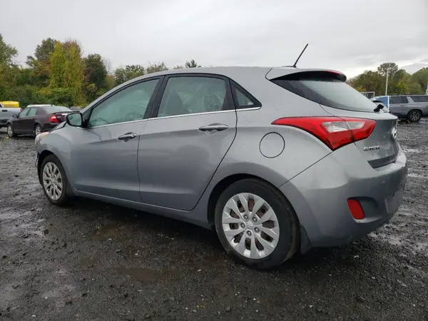 KMHD35LH7GU261213 2016 HYUNDAI ELANTRA - Image 2