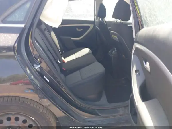 KMHD35LH7GU273054 2016 HYUNDAI ELANTRA - Image 8