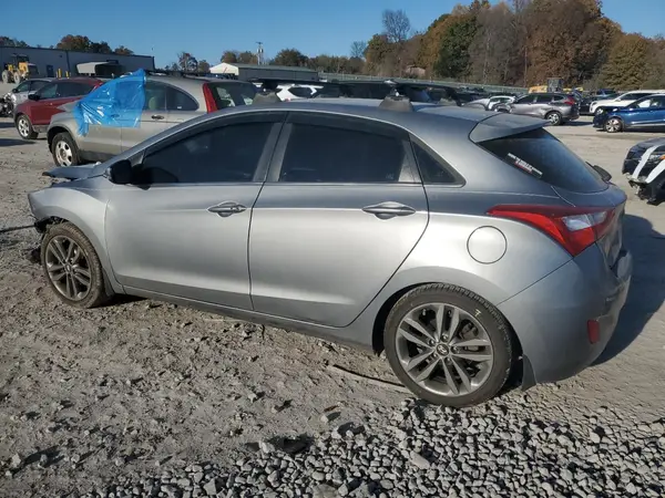 KMHD35LH7GU276875 2016 HYUNDAI ELANTRA - Image 2
