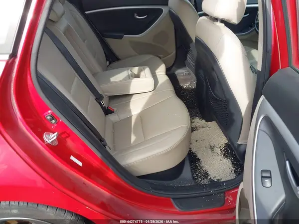 KMHD35LH7GU284037 2016 HYUNDAI ELANTRA - Image 8
