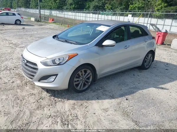 KMHD35LH7GU286600 2016 HYUNDAI ELANTRA - Image 2
