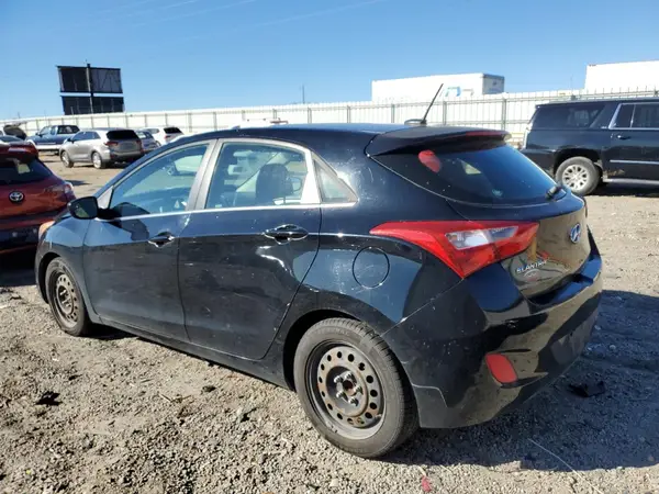 KMHD35LH7GU293837 2016 HYUNDAI ELANTRA - Image 2