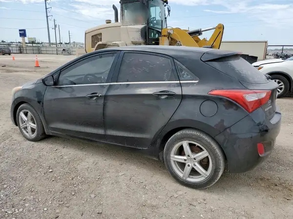 KMHD35LH7GU299962 2016 HYUNDAI ELANTRA - Image 2