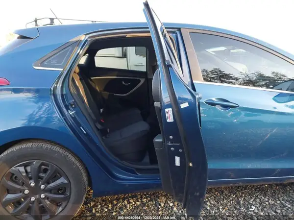 KMHD35LH7GU300544 2016 HYUNDAI ELANTRA - Image 8