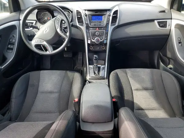 KMHD35LH7GU300656 2016 HYUNDAI ELANTRA - Image 8