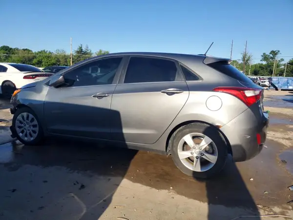 KMHD35LH7GU305145 2016 HYUNDAI ELANTRA - Image 2