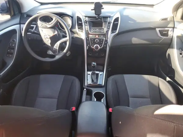 KMHD35LH7GU305145 2016 HYUNDAI ELANTRA - Image 8