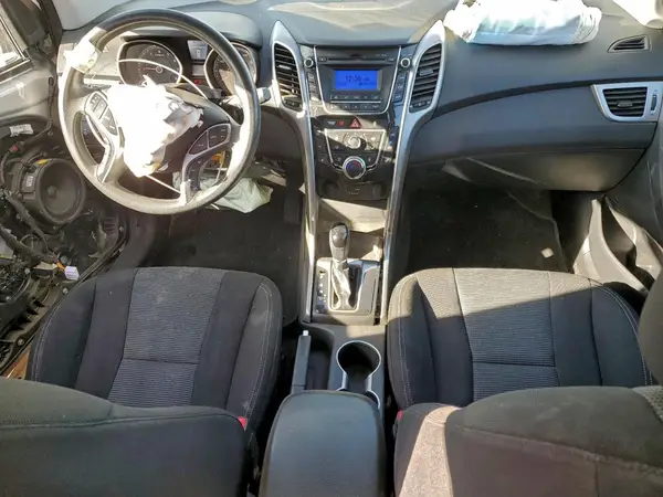 KMHD35LH7GU305212 2016 HYUNDAI ELANTRA - Image 8