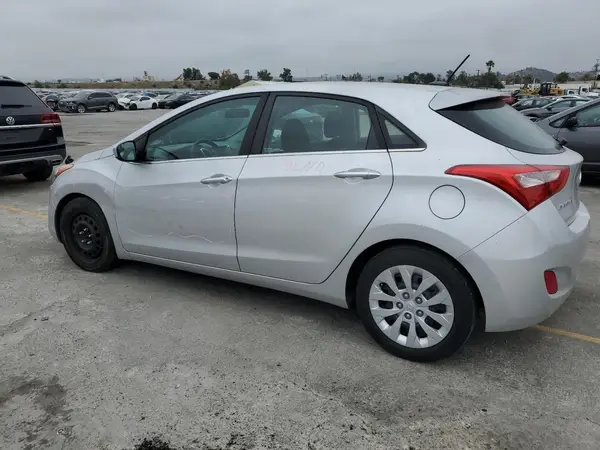 KMHD35LH7GU310569 2016 HYUNDAI ELANTRA - Image 2