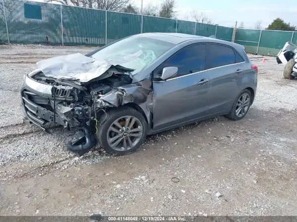 KMHD35LH7GU311849 2016 HYUNDAI ELANTRA - Image 2