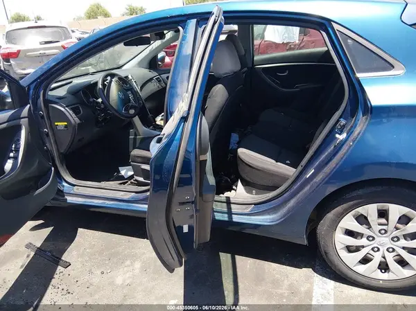 KMHD35LH7GU318476 2016 HYUNDAI ELANTRA - Image 8