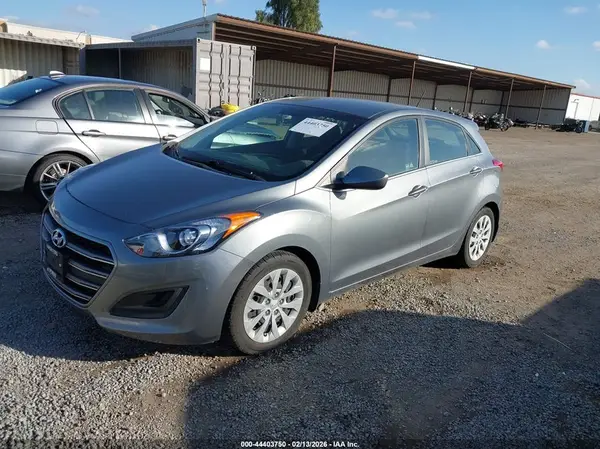 KMHD35LH7GU321040 2016 HYUNDAI ELANTRA - Image 2