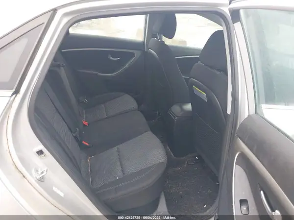 KMHD35LH7GU323094 2016 HYUNDAI ELANTRA - Image 8