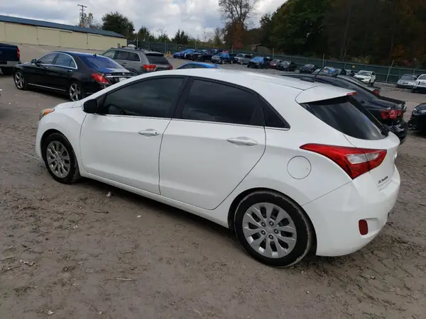 KMHD35LH7GU328912 2016 HYUNDAI ELANTRA - Image 2