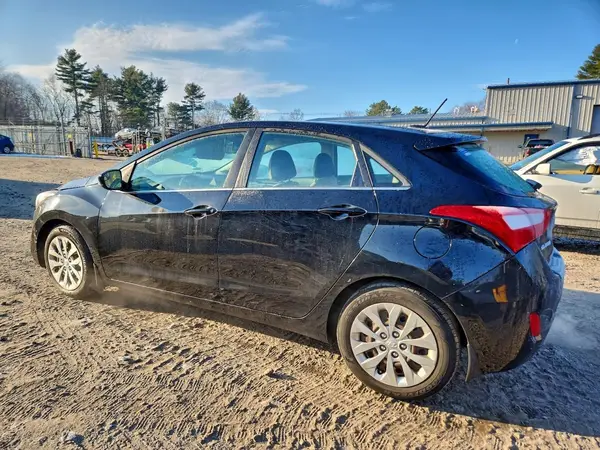 KMHD35LH7GU330224 2016 HYUNDAI ELANTRA - Image 2