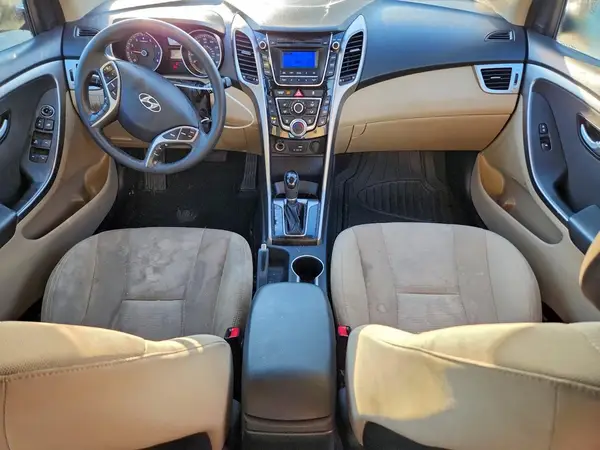 KMHD35LH7GU330224 2016 HYUNDAI ELANTRA - Image 8