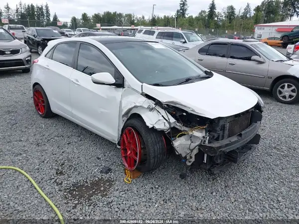 KMHD35LH7GU330322 2016 HYUNDAI ELANTRA - Image 1