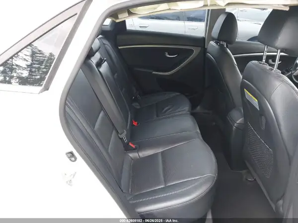 KMHD35LH7GU330322 2016 HYUNDAI ELANTRA - Image 8
