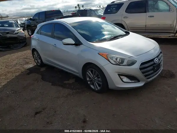 KMHD35LH7GU337027 2016 HYUNDAI ELANTRA - Image 1
